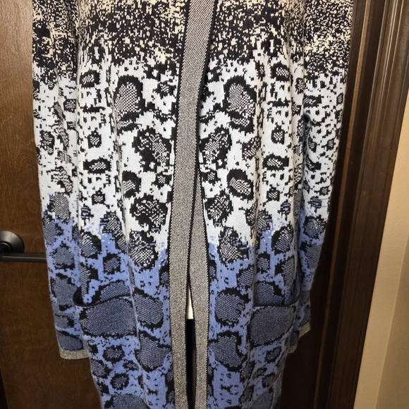 Roz & Ali Gray, Black and Blue Long Knit Cardigan Sweater - Picture 3 of 10